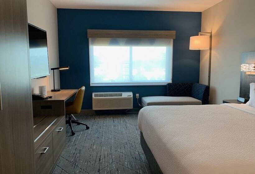 هتل Holiday Inn Express & Suites   Courtenay   Comox, An Ihg