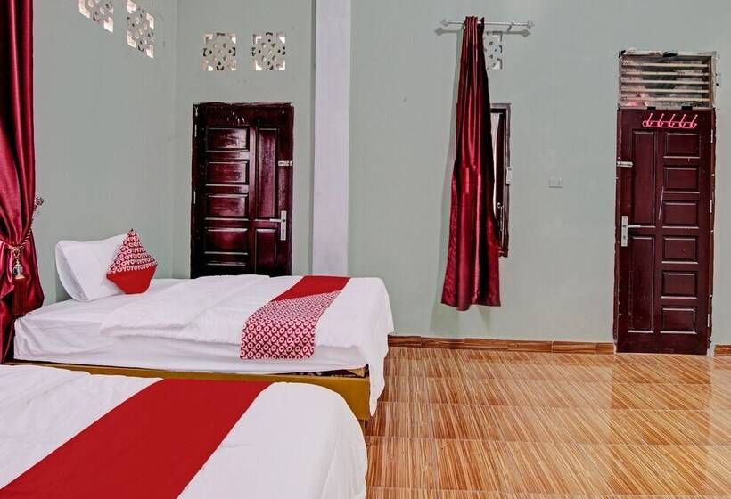 ホテル Oyo 92302 Salsa Homestay Syariah