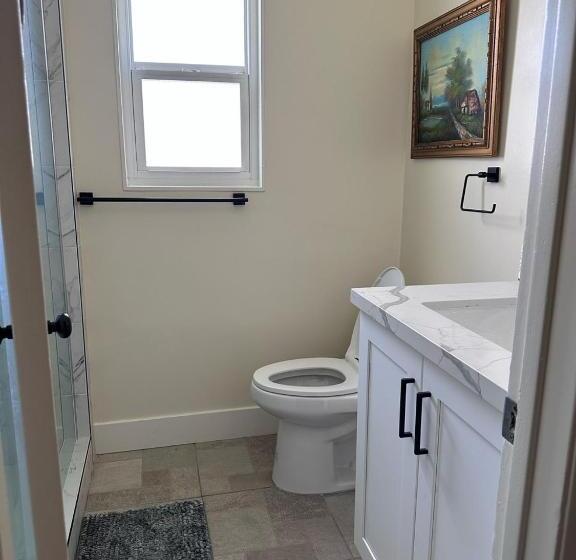 پانسیون Charming Private Guest Suite Near Disney/beach