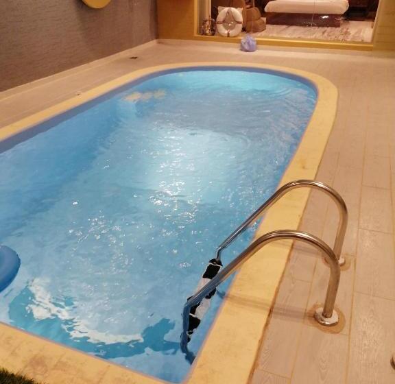 استراحتگاه شالية قاردن لايت