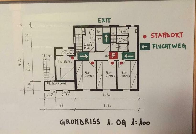 ユースホステル Ferienhaus Acla