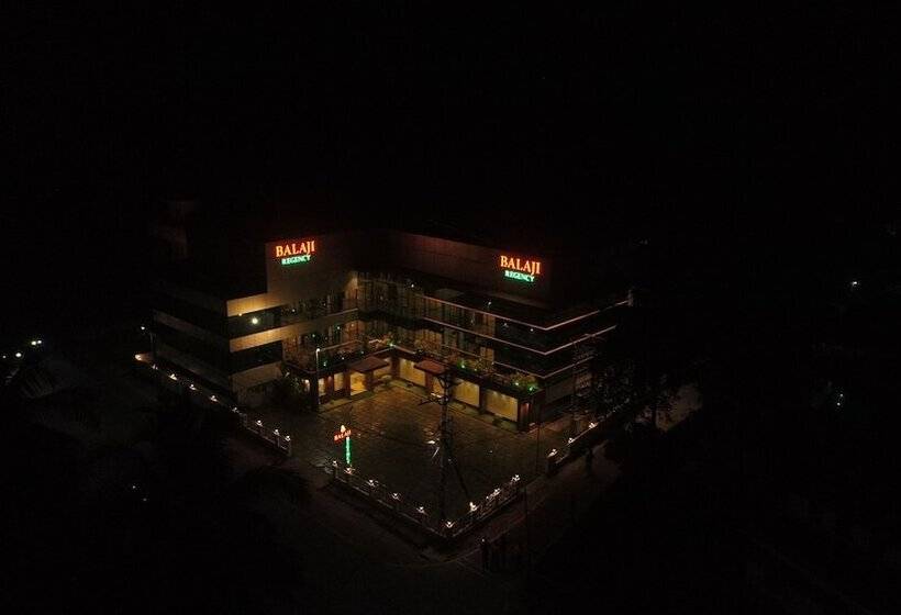 호텔 Balaji Regency Kanhangad