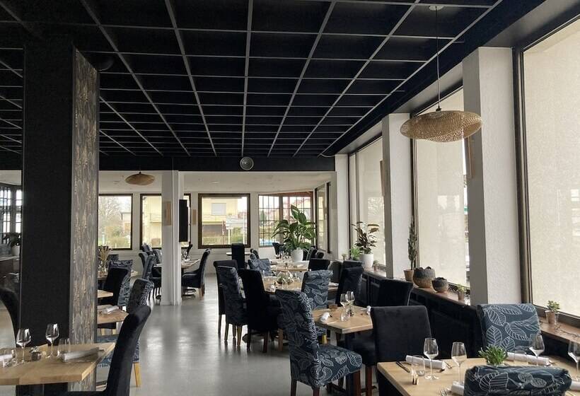 هتل Hôtel Restaurant Le S Y