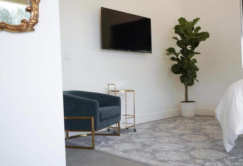 פנסיון Hidden Hacienda