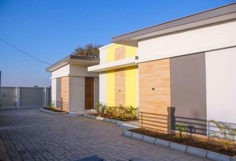 هاستل Boston Apartments Dodoma