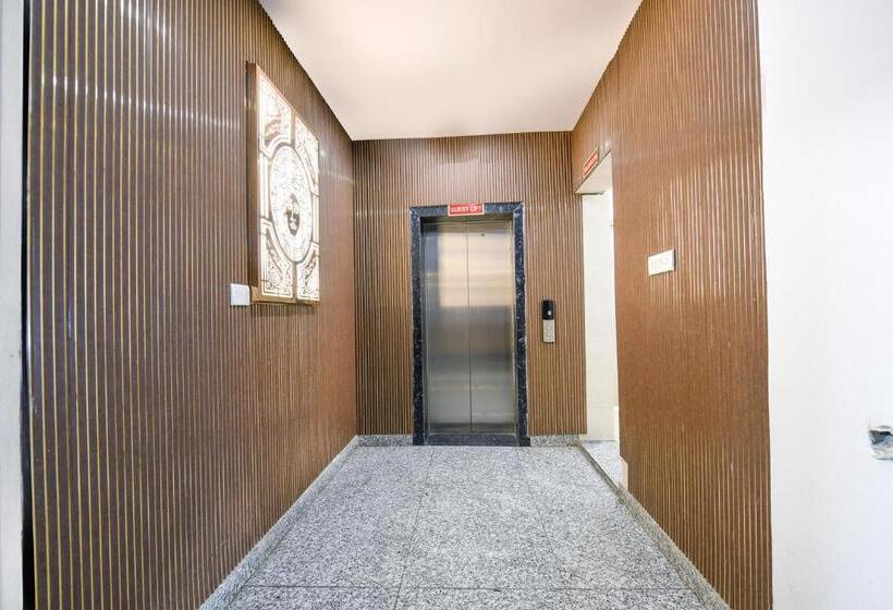 هتل Xenious Biz Ayaan Residency