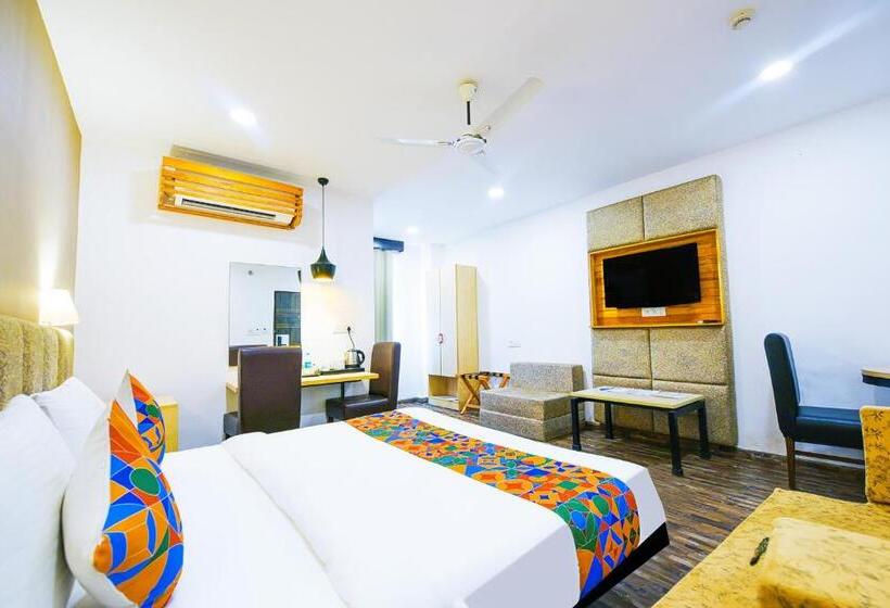 هتل Xenious Biz Ayaan Residency