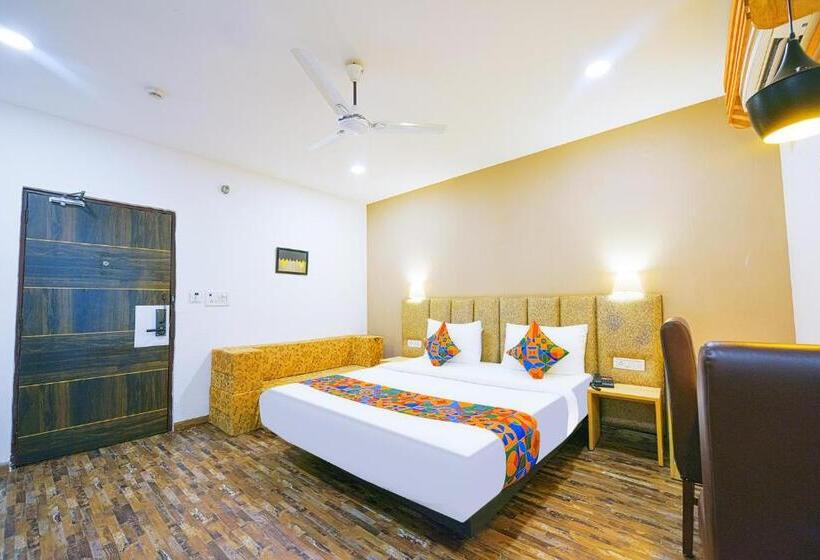 هتل Xenious Biz Ayaan Residency
