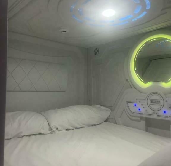 Капсульный Oтель Limin Hostel Capsules