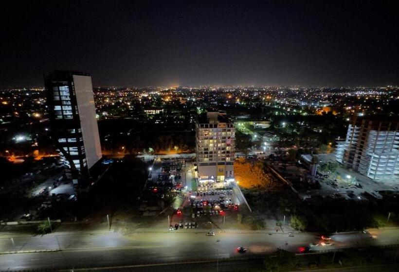 پانسیون Centaurus Apartments Islamabad