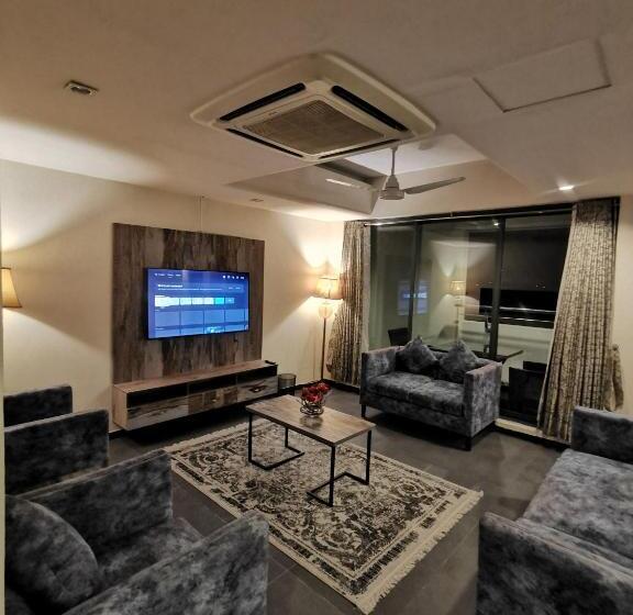 پانسیون Centaurus Apartments Islamabad