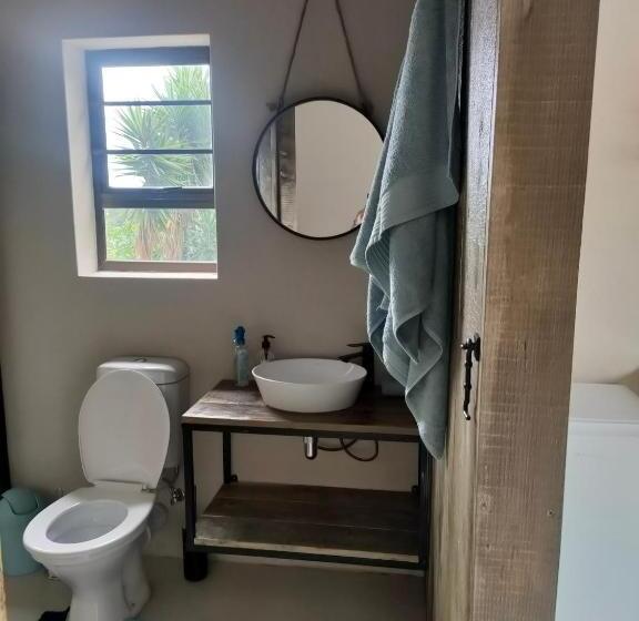 پانسیون Cove Rock Stay