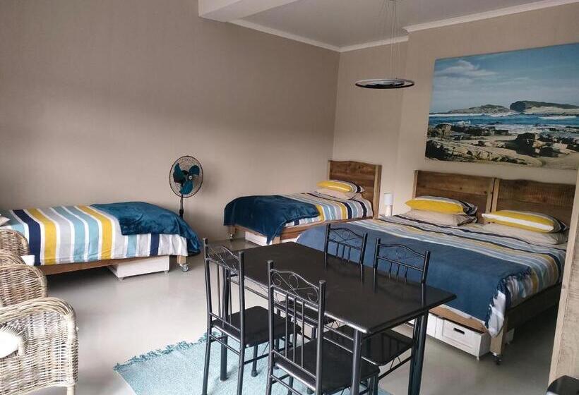 پانسیون Cove Rock Stay