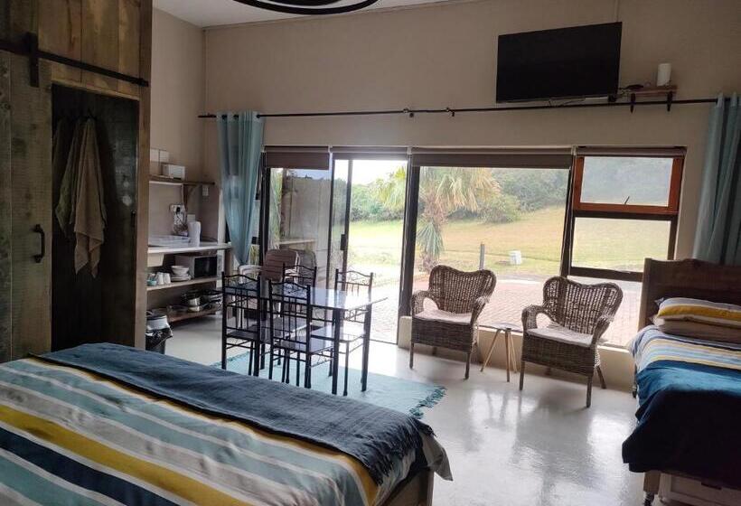پانسیون Cove Rock Stay