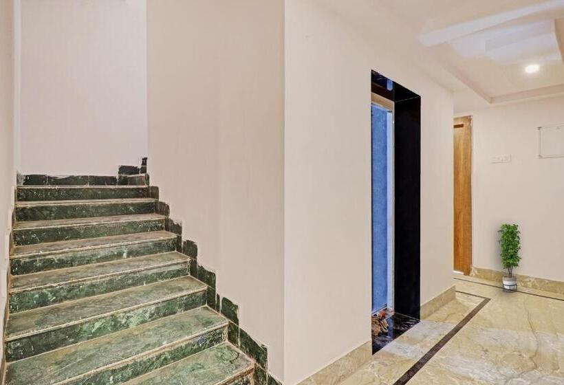 בית מלון כפרי Collection O Ganga Sports