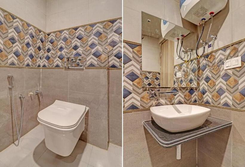 בית מלון כפרי Collection O Ganga Sports