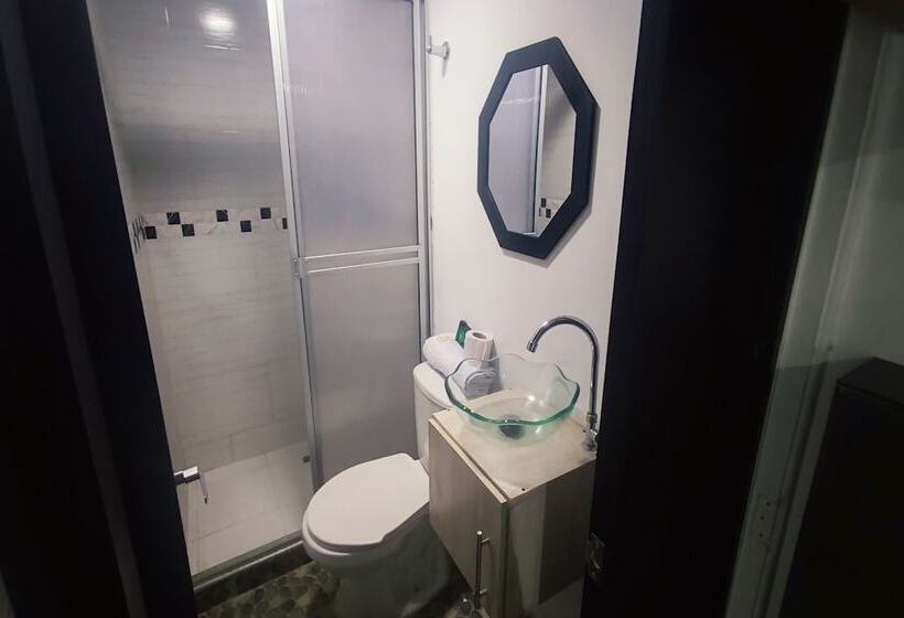 هتل Ayenda Gold House