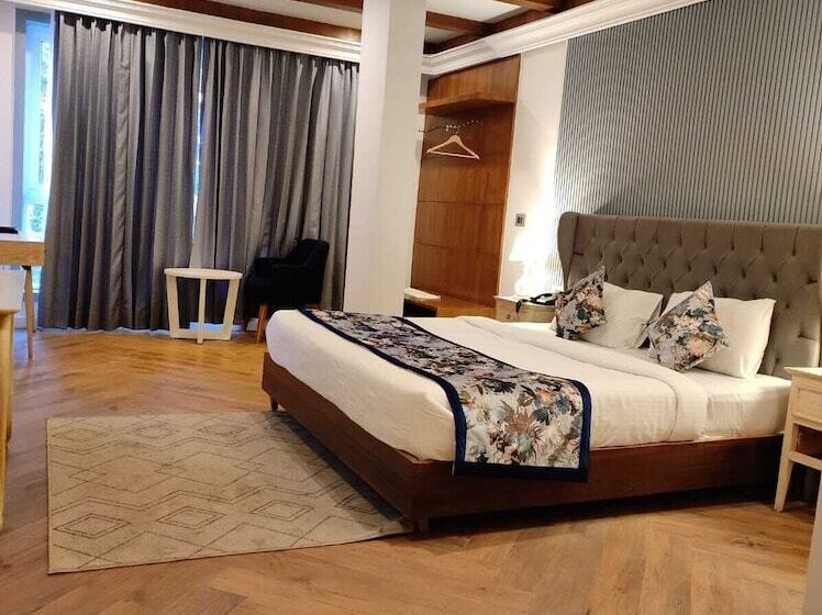 ホテル The Sapling Manor