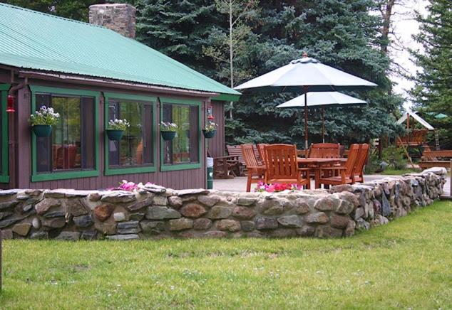 Общежитие Rocky Mountain Cabins Of Buena Vista