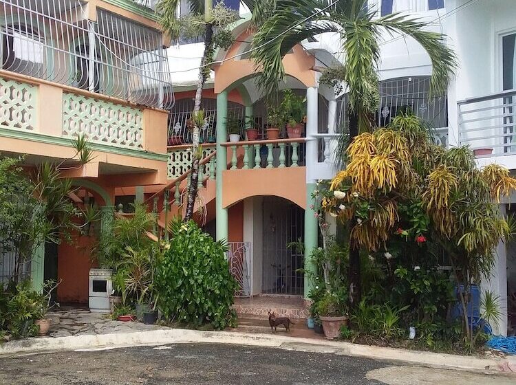 پانسیون Room In Guest Room  Best Bed And Breakfast In Samana Breakfast Included