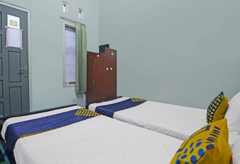 هتل Spot On 92219 Pondok Karisma Syariah