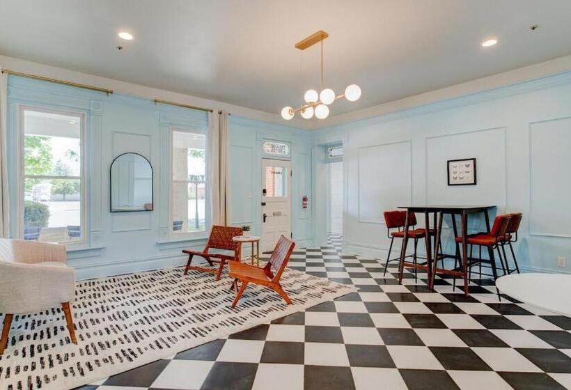 فندق Suite 10 Historic Art City Inn