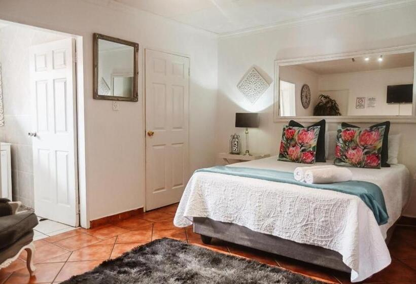 پانسیون Zhantique Guest House 1 Unit 5