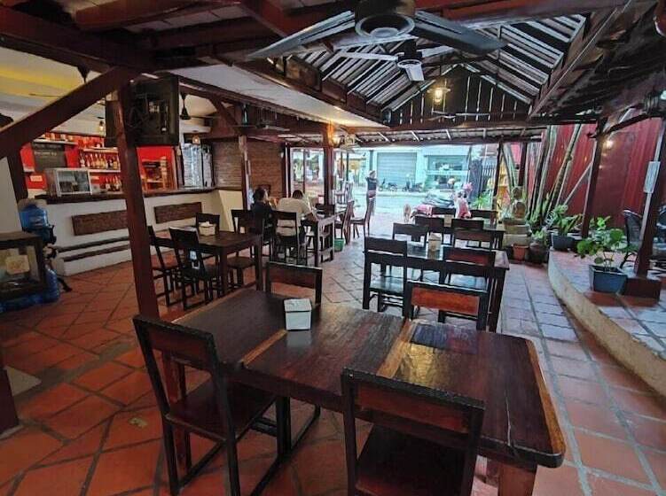 Пансион Soben Cafe Guesthouse & Restaurant