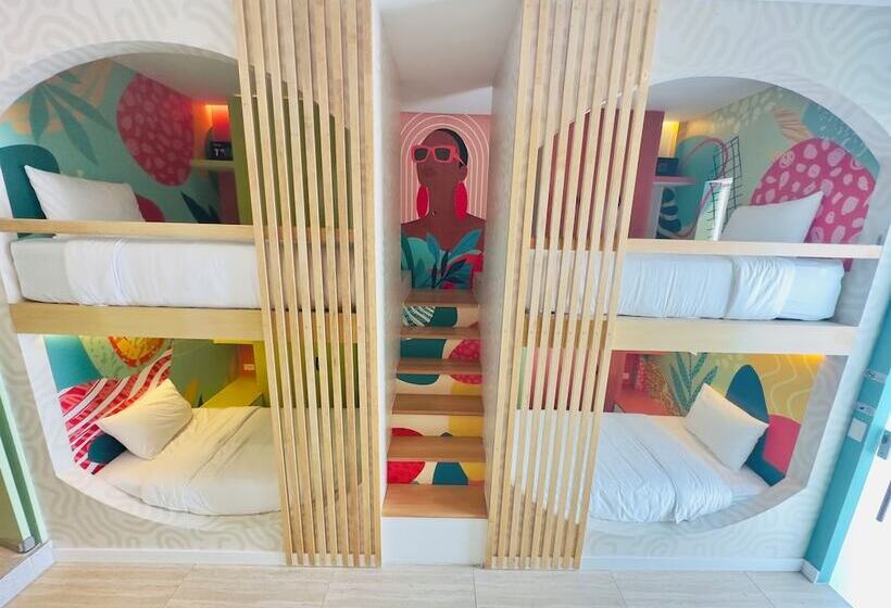 پانسیون Nomadic Design