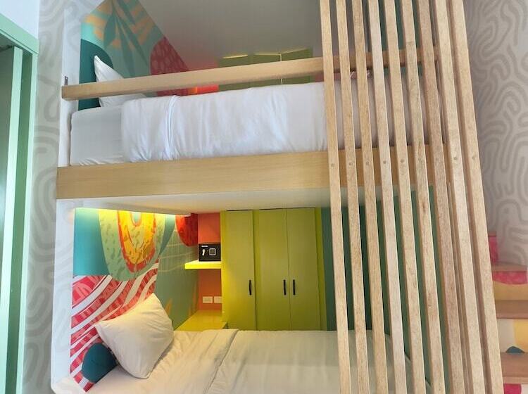 پانسیون Nomadic Design