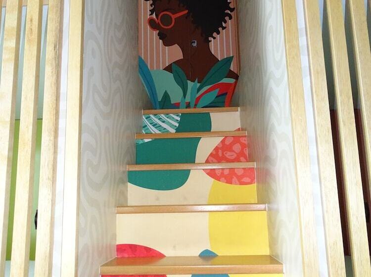 پانسیون Nomadic Design