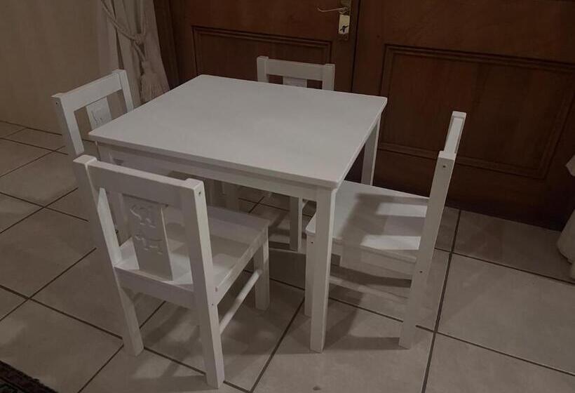 בית מלון כפרי Alchemy Retreat   Entire Karoo Guest Farm   Barrydale