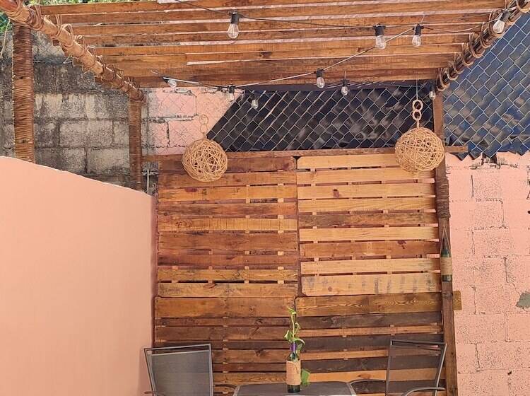 هتل Casa Henequén