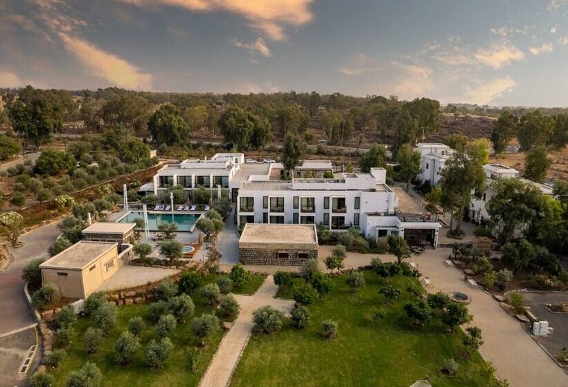 فندق Pereh Mountain Resort