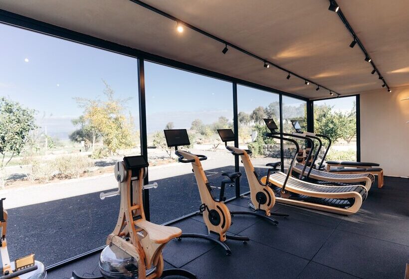 فندق Pereh Mountain Resort