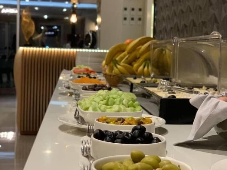 هتل Royal Sahel