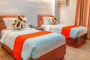 Aya Hotel & Residences