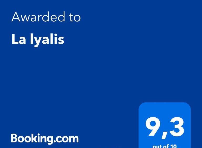 ベッドアンドブレックファースト La Lyalis