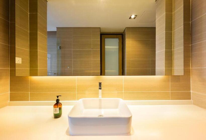 هتل Greystone 99 Suites