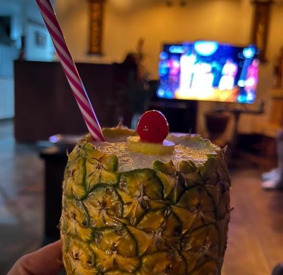 هتل La Casa De Las Flores Spa