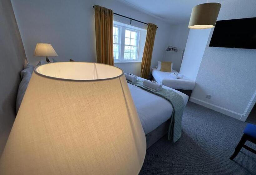هتل Royal Suites Kirkcudbright