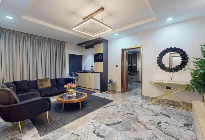 Yanna Apartment By Khaliques