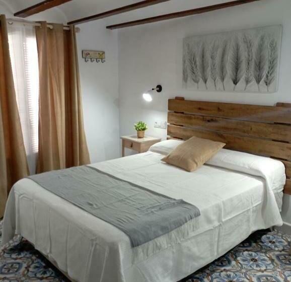 הוסטל El Manantial