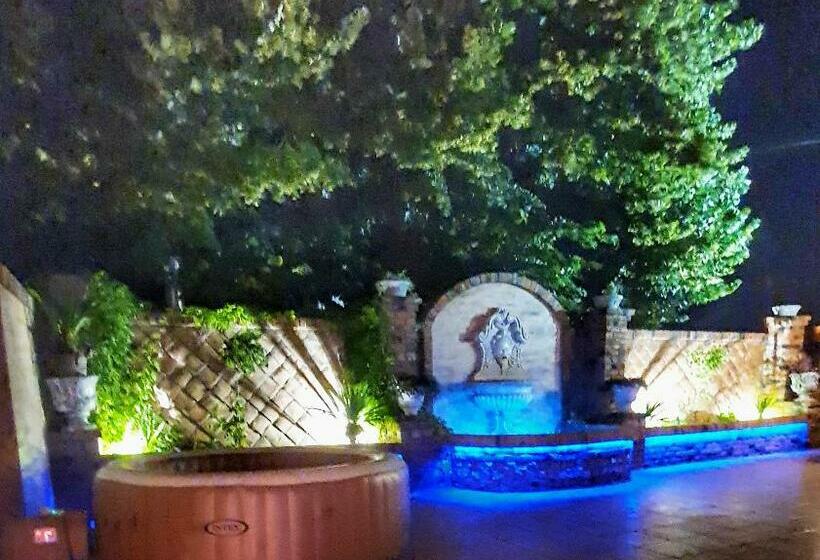 هاستل Castello Inn