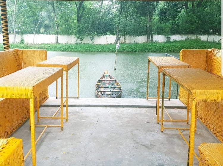 Almas Hotel Sylhet