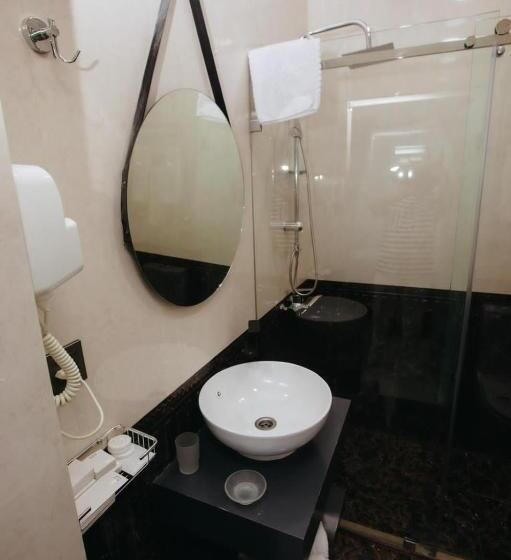 בית מלון כפרי Castle Resort Spa