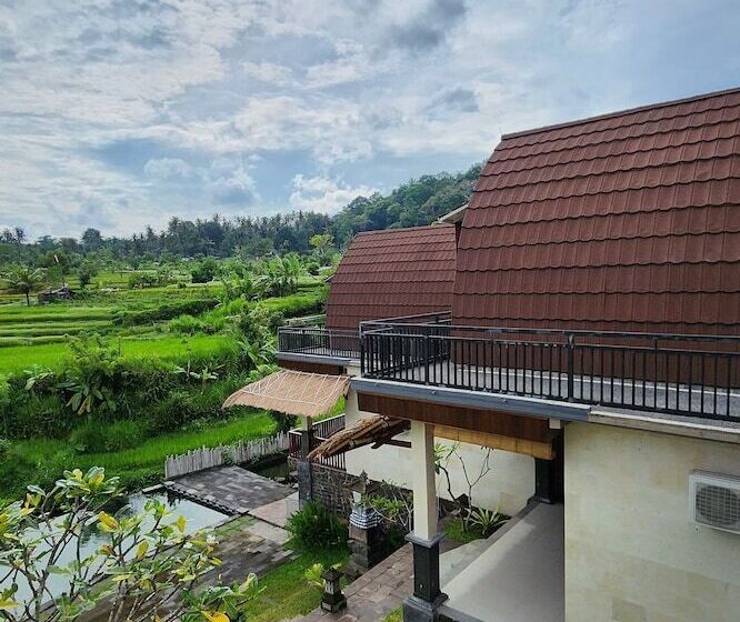 پانسیون Alamgangga Villas Tirta Gangga