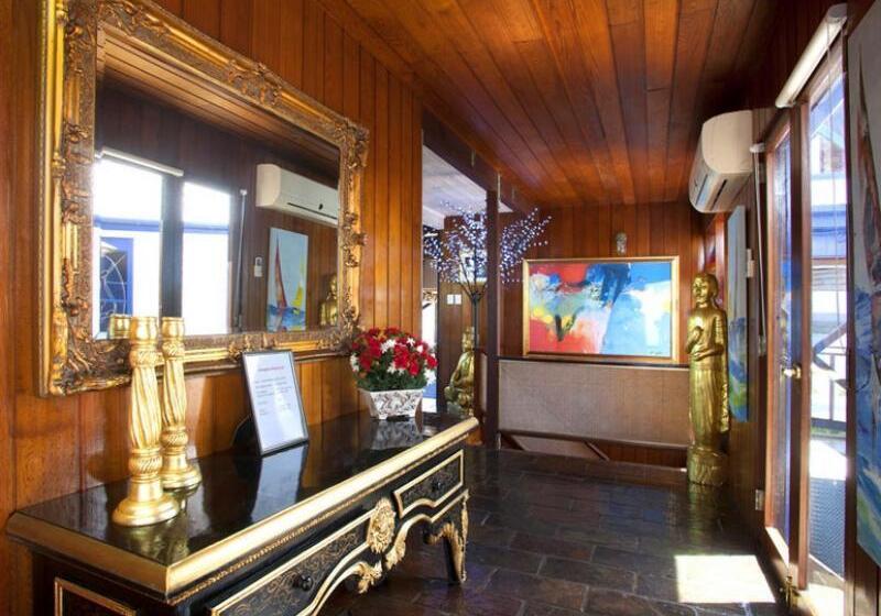 1770 Sovereign Lodge Retreat