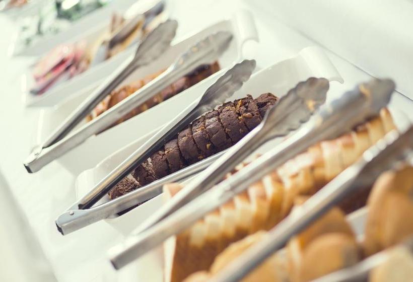 Общежитие Clh Suites Curitiba