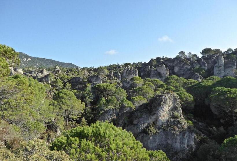Отель Auberge Val Moureze Hôtel & Spa